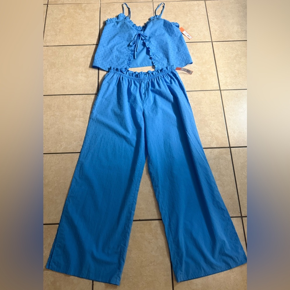 Elegant Blue Women's Ruffled Top and Pants -Blue in Medium
